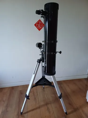 Telescópio Sky-Watcher Explorer 130EQ2