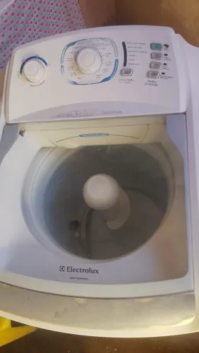 Vendo máquina de lavar Electrolux