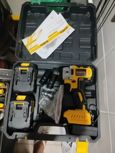 Chave De Impacto e furadeira A Bateria 21v 4ah Brushless Sem Escova 2 Baterias ( novo lacr