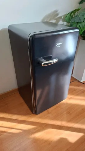 Frigobar midea