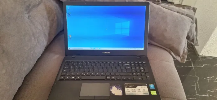 Notebook Samsung Expert X23 (NP300E5K-X01BR)