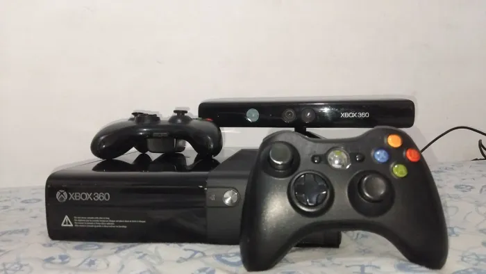 Xbox 360 Slim Desbloqueado LT 3.0- Leia a Descrição