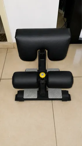 Agachamento sissy squat profissional