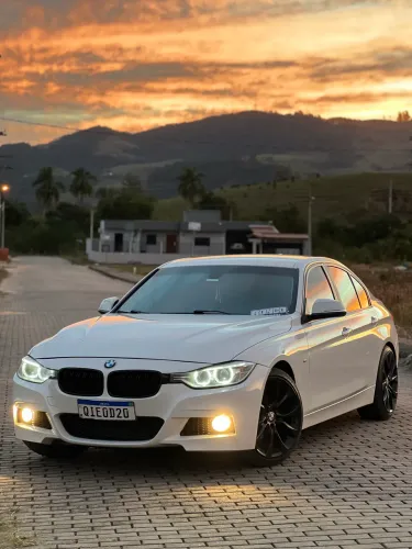 BMW 320I A Modern/sport TB 2.0/a.flex 16V 4P 2015
