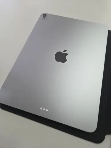 Ipad Air M3 128GB apenas 11 ciclos! Garantia Apple até 2027