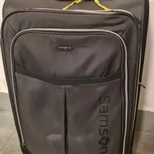 Malas de viagem grandes, para despachar, 23kg. Diversos tipos/marcas, praticamente novas!