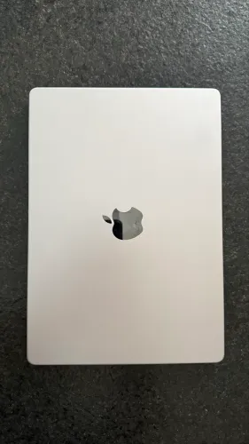 MacBook M1 Chip Pro