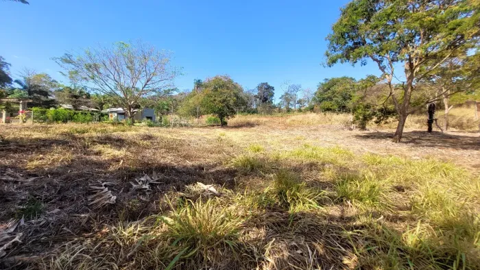Chácara no Condomínio Pouso Alto | 2.112m² | Ouro Verde de Goiás