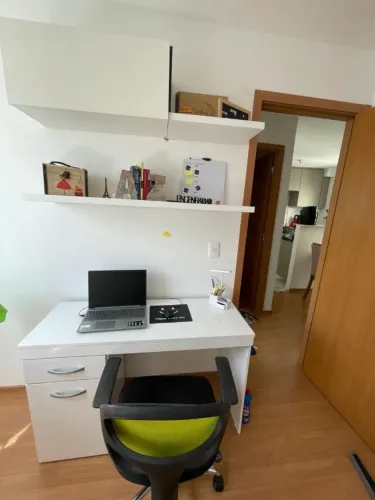 Escrivaninha + prancha completa como na foto ( Ganha cadeira)