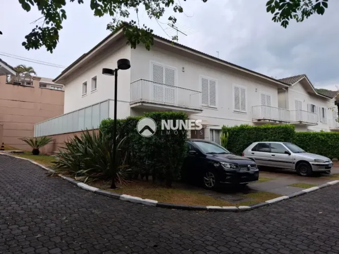 Casa à Venda no Condomínio Villagio San Remo Cotia