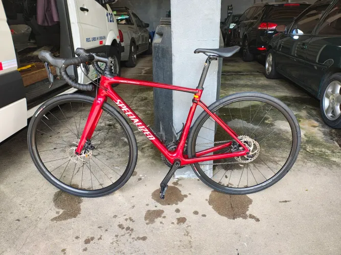Specialized Roubaix 52
