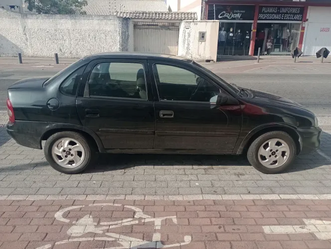 Chevrolet Corsa Sedan 1.0 MPFI 8V 71cv 4P 2004