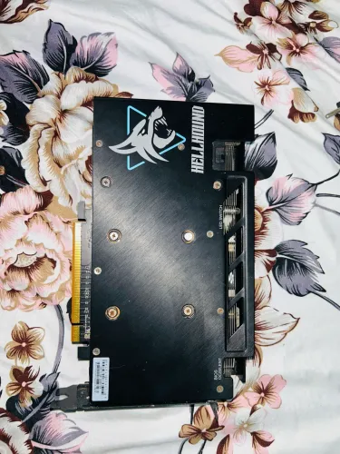 Placa de vídeo randeon rx7600 