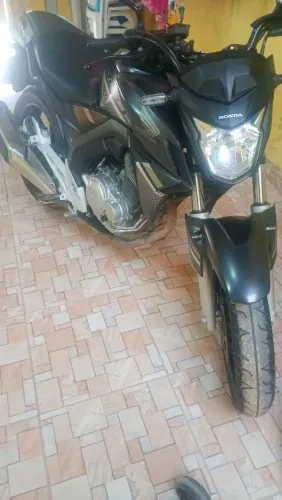 Vendo moto 21.500