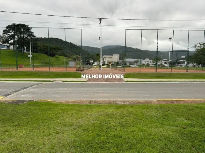 Caledônia Private Village - Terreno á venda no Condomínio Caledônia em Camboriú.