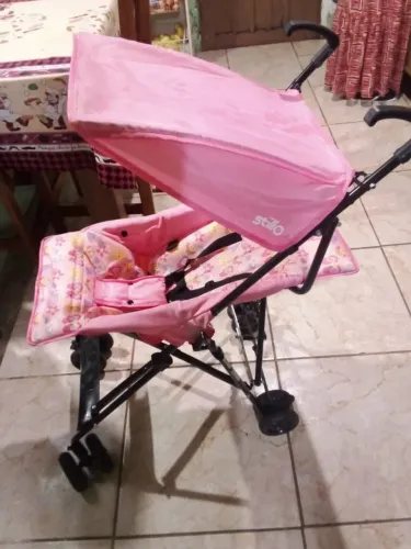 Carrinho de passeio novo nunca usado