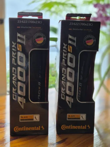 Pneu Continental 4000 GP S2