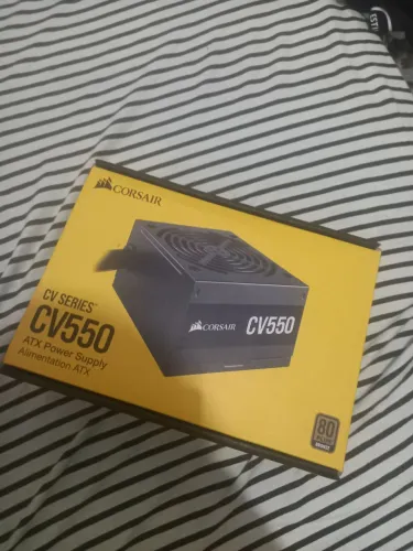 Fonte Corsair CV550 550W 80 Plus Bronze