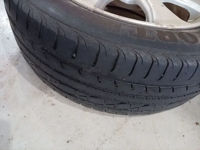 Pneus 205/55/16
