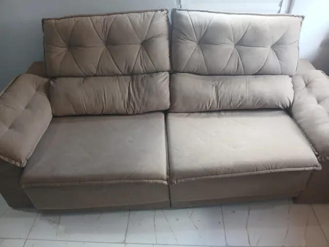 Sofá retrátil