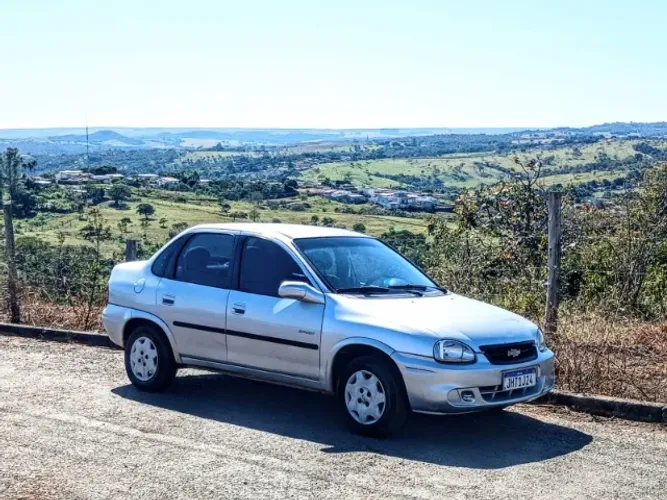 Chevrolet Corsa SED Class.spirit 1.0/1.0 Flexpower (álcool) 2009