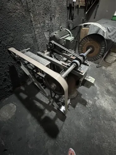 POLITRIZ INDUSTRIAL + LIXADEIRA DE CINTA - MOTOR WEG 5HP