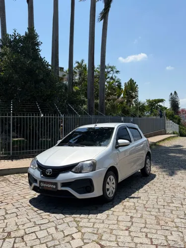 Toyota Etios X 1.3 Flex 16V 5P Mec. 2020