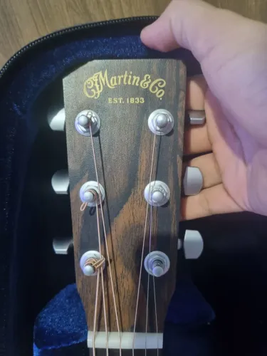 Violão Martin