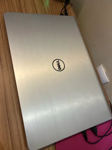 Notebook DELL em ótimo estado