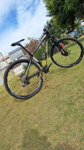 Bike Specialized Rockhopper - Aro 29 