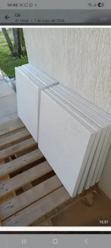 Bordas e pisos atérmicos .