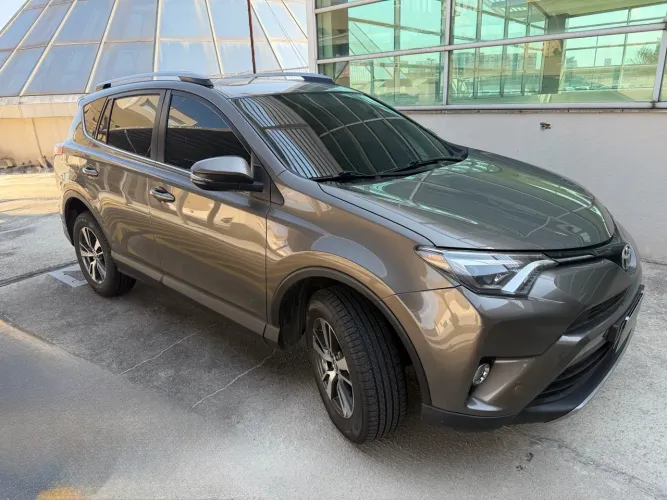 Toyota RAV4 2.0 Top 4X2 16V Aut. 2018