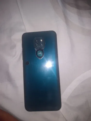 Vende-se celular Motorola G9 play 