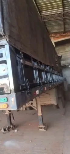Carreta 2 eixos 10.50. 70 mil