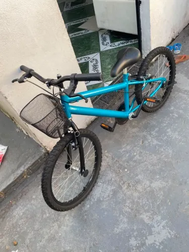 Bicicleta semi nova
