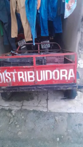 Vendo carroça para carro e moto 