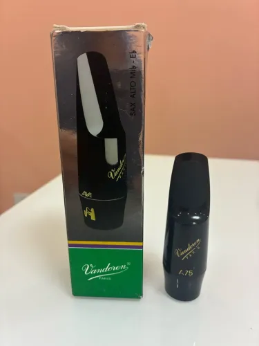 Boquilha para sax alto Vandoren A75