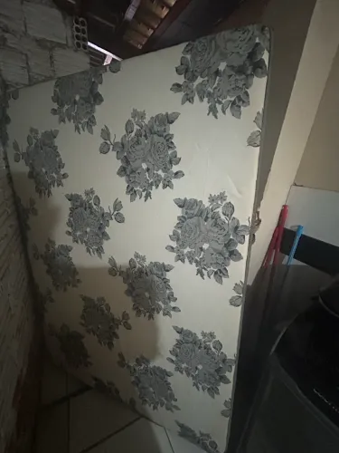Vendo base de cama box de casal