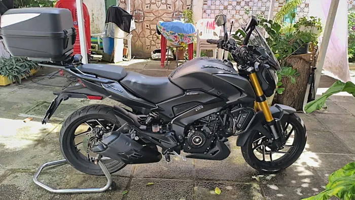 Moto Bajaj Dominar 400
