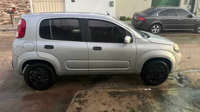 Fiat Uno Vivace Celeb. 1.0 EVO F.flex 8V 5P 2015