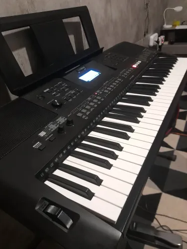 Teclado arranjador yamaha