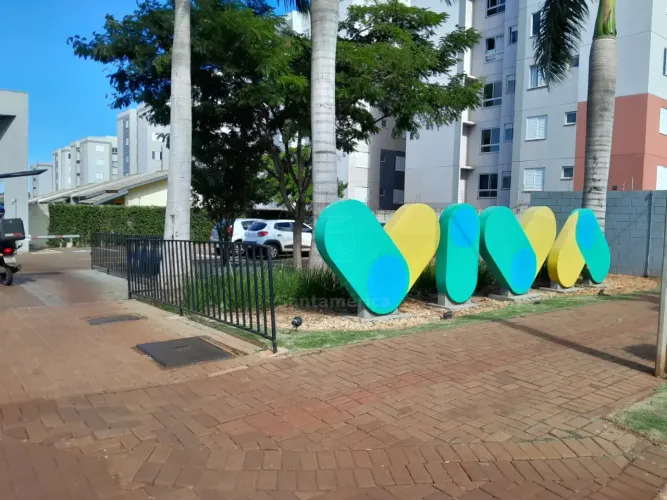 Casa para venda no Condomínio Viva Londrina com 3 quartos, próximo a Avenida Saul Elkind