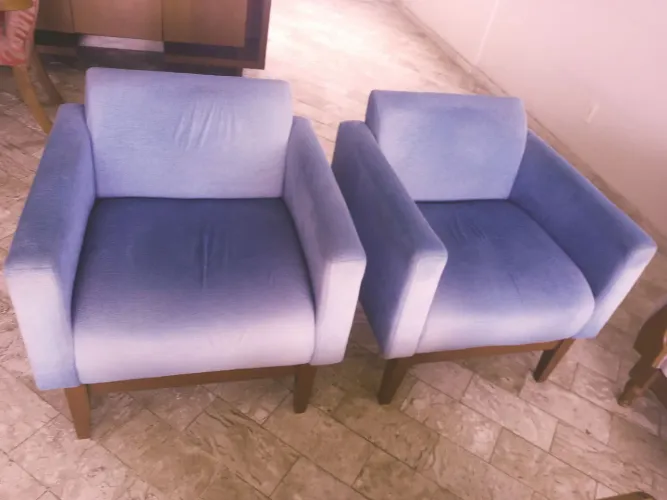 Vendo 2 poltronas em boas condiçoes