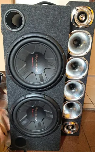 Som Automotivo Completo: Dvd - Cornetasm - Modulos - Subwoofers