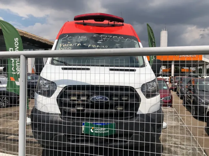 Ford Transit Minibus Vidrada 2.0 16V Diesel 2023