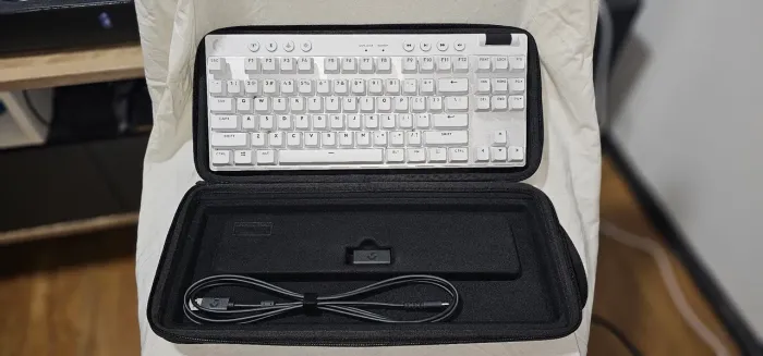 Teclado Gamer Logitech G Pro X Tkl Lightspeed RGB,Mecânico,Switch Tactile, Branco, Us