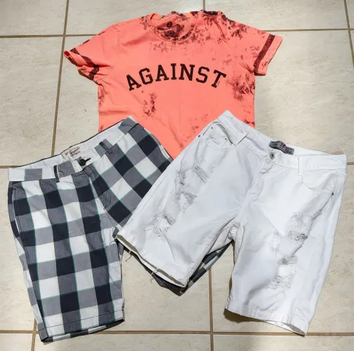 Bermuda Branca BLUE STEEL , Bermuda Xadrez PENGUIN BY MUNSINGWEAR, e Blusa ELLUS (3 peças)