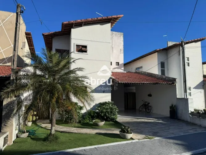 Casa em condomínio à venda em Nova Parnamirim