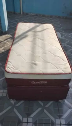 Cama solteiro usada molas ensacadas