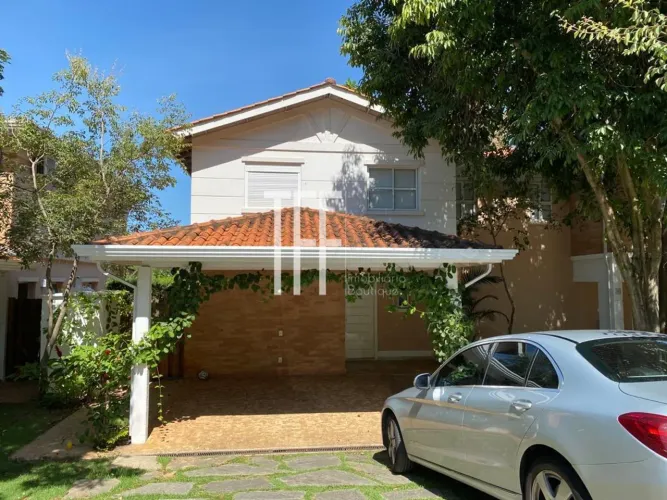 Casa para locação em Condomínio fechado próximo ao Shopping Iguatemi Campinas- SP.